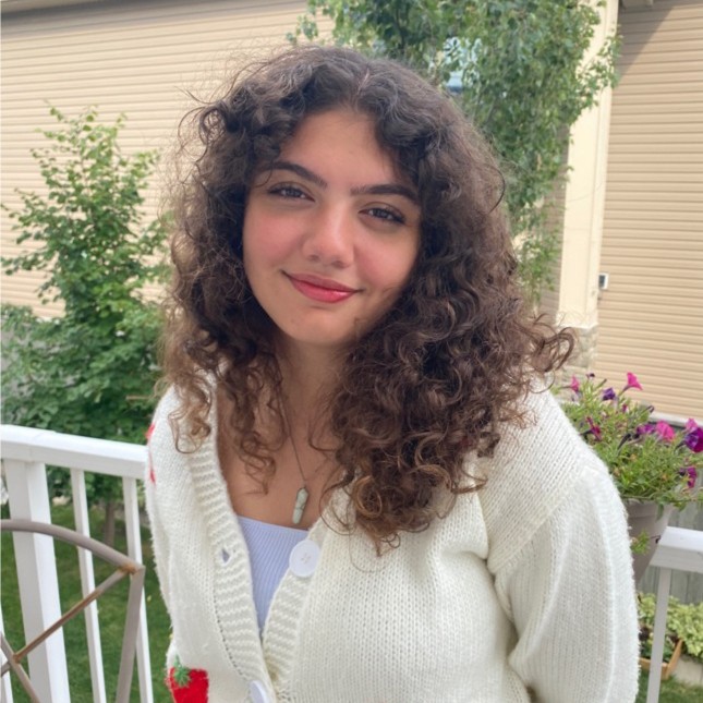 Doreen, a Calgary-based tutor with RM Tutoring, specializing in Science